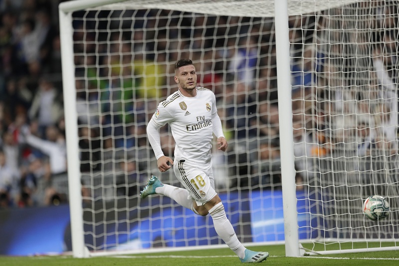 ЗИДАН ДОЧЕКАО ЛУКУ: Јовићев првенац у “петарди” Реала (ВИДЕО)